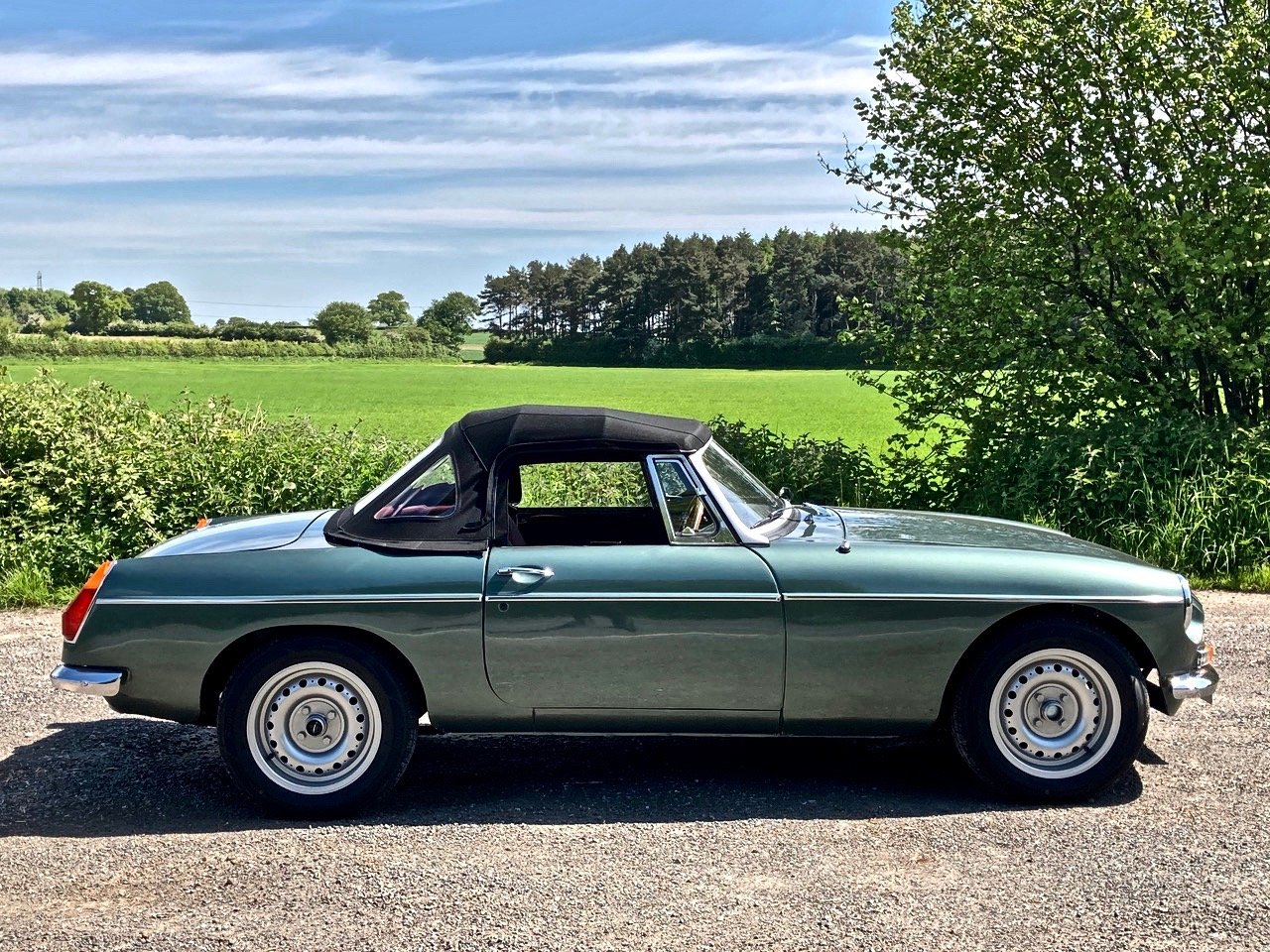 Classic and sports car from CCHL