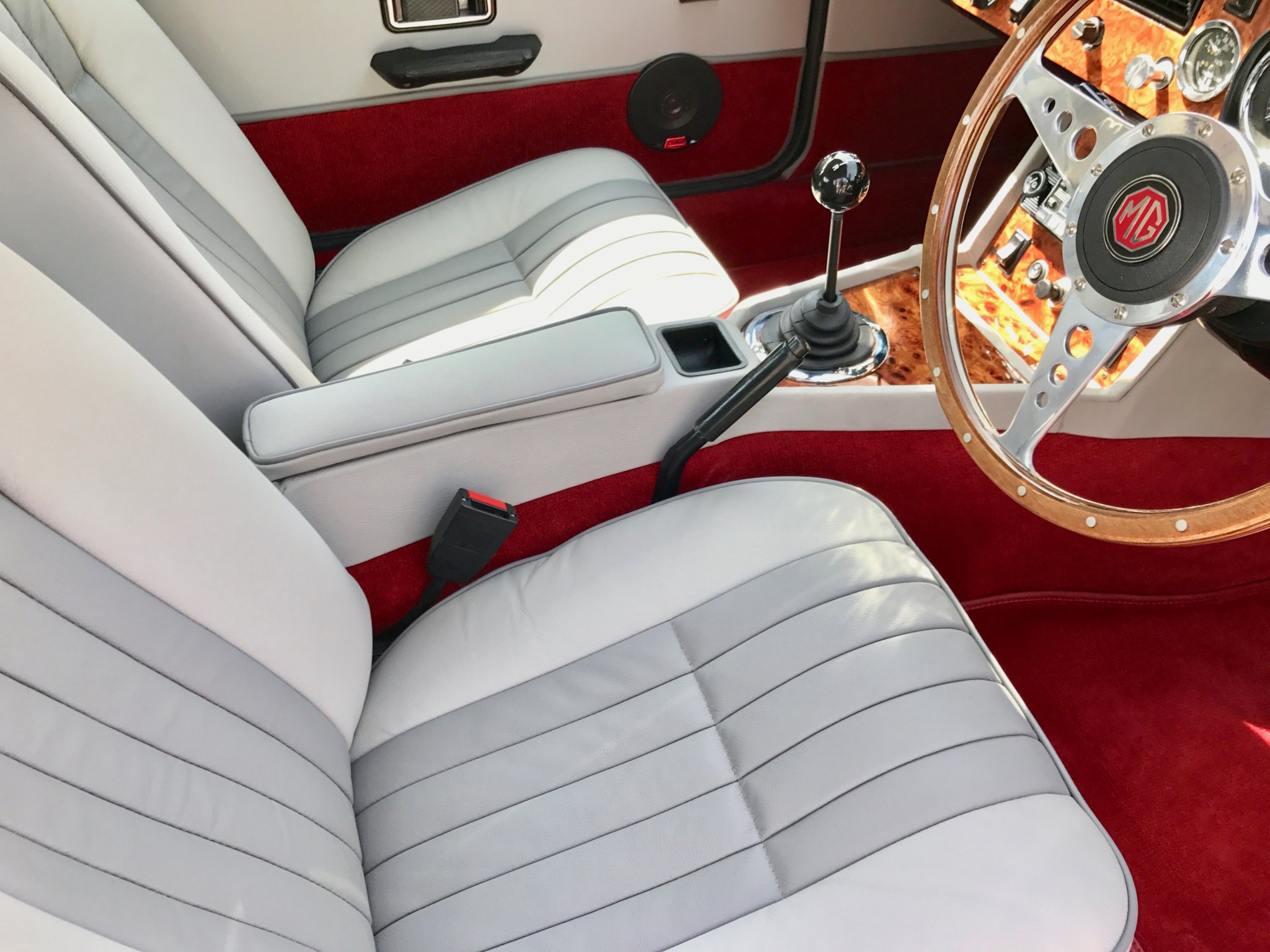 Classic and sports car from CCHL