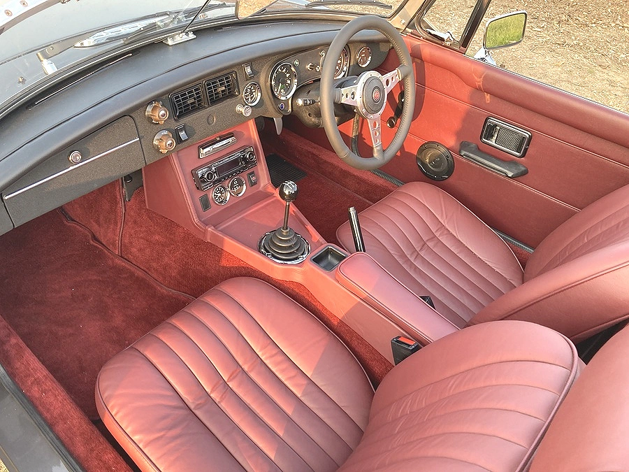 Classic and sports car from CCHL
