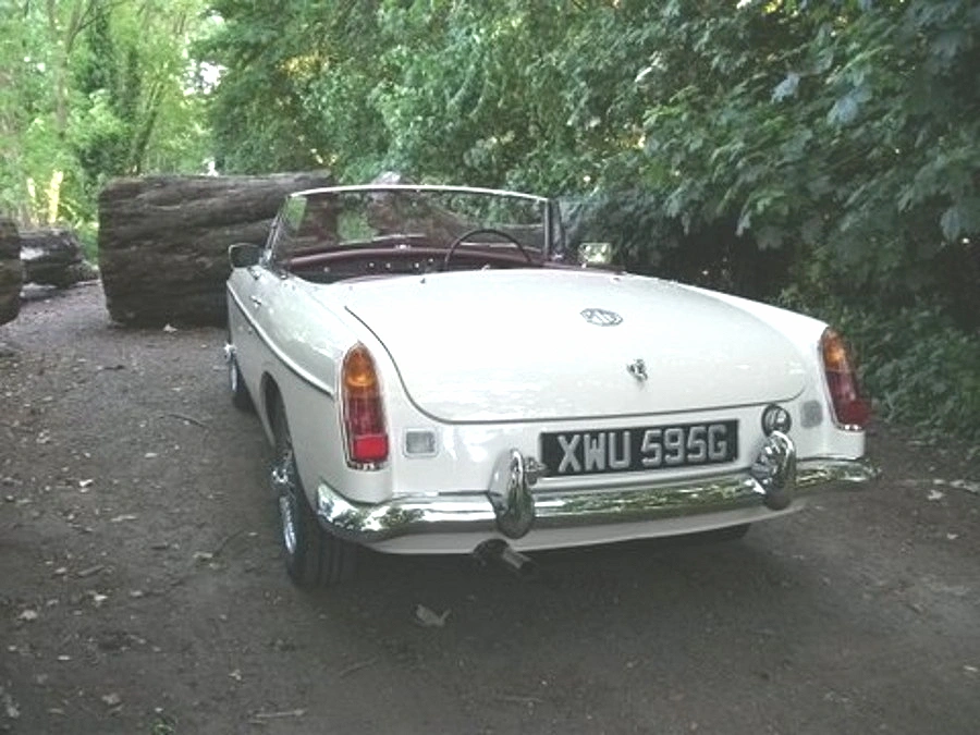Classic and sports car from CCHL
