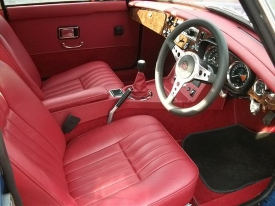 Classic and sports car from CCHL