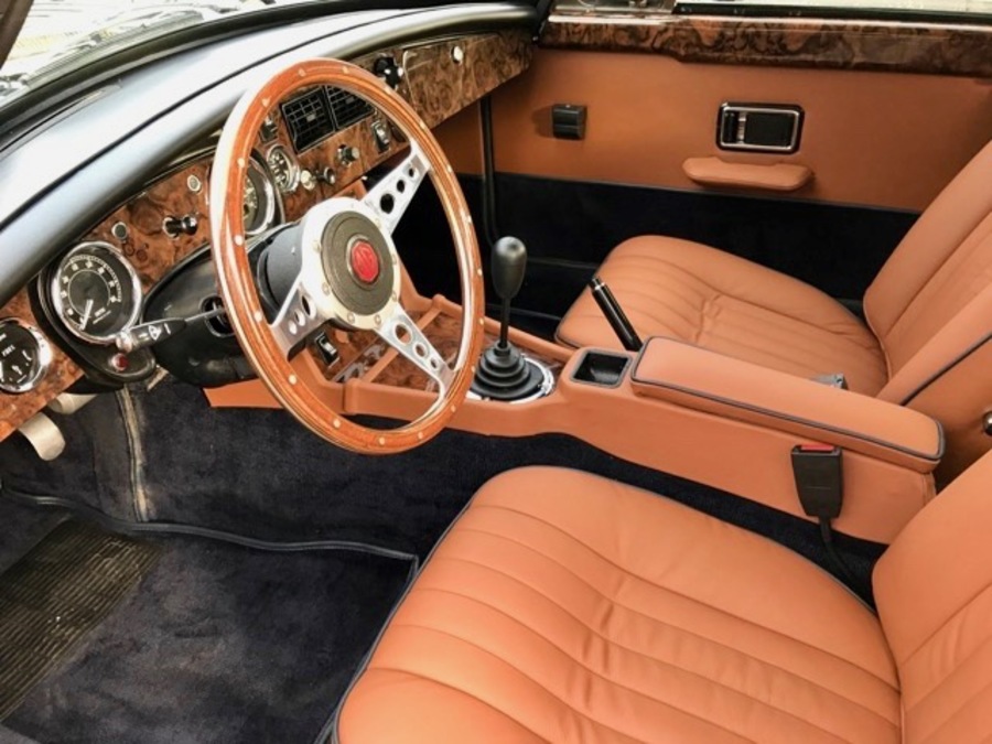 Classic and sports car from CCHL