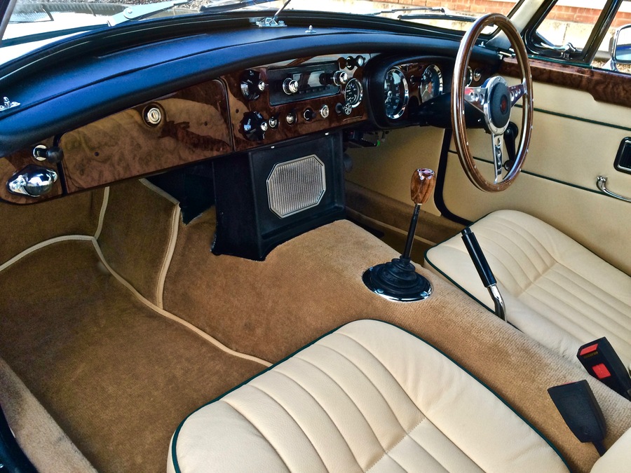 Classic and sports car from CCHL