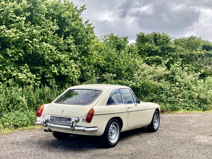 Classic and sports car from CCHL