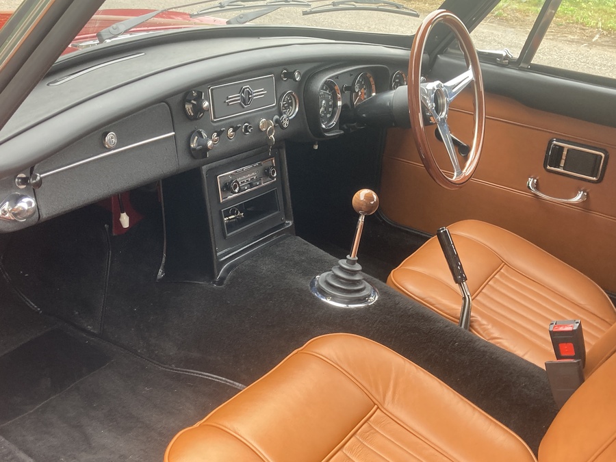 Classic and sports car from CCHL