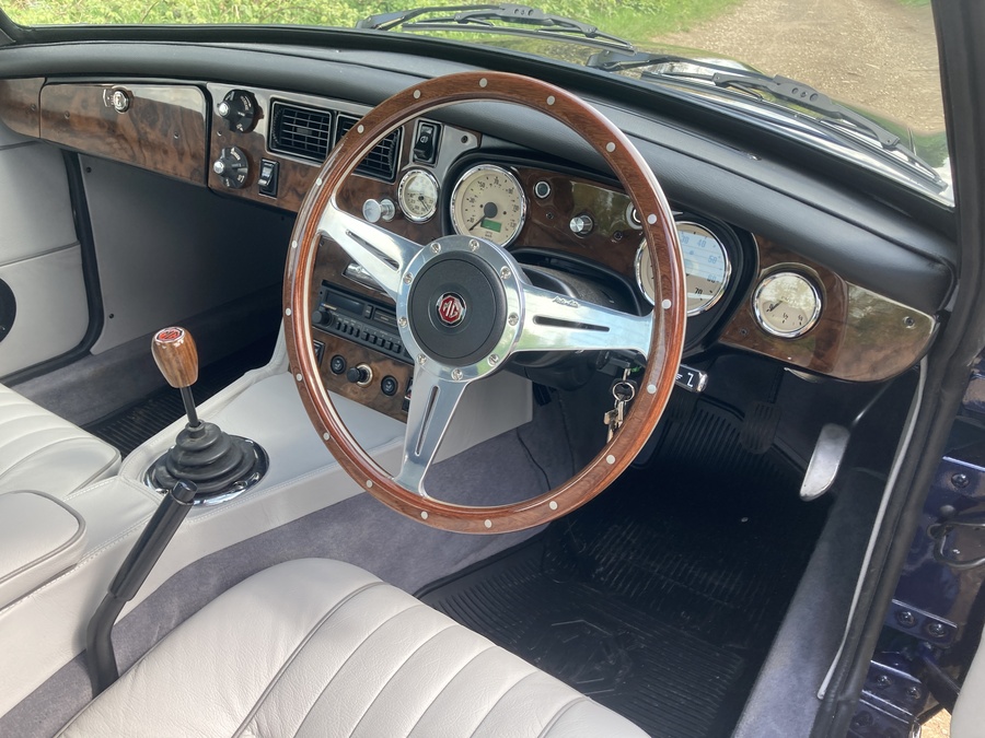 Classic and sports car from CCHL