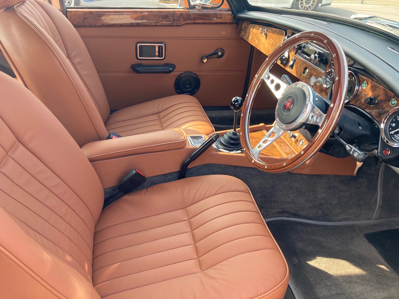 Classic and sports car from CCHL
